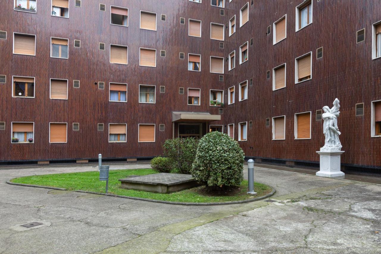 Bnbutler - Panizza - Grazioso Monolocale, Posizione Elegante E Centrale Milan Bagian luar foto